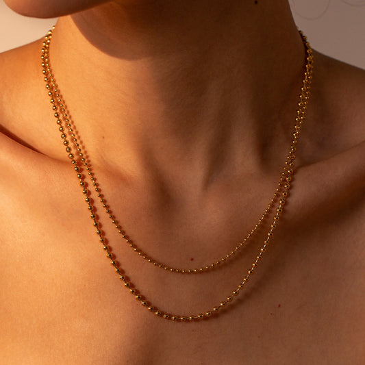 18 Karat vergoldete Perlenkette mit Karabinerverschluss