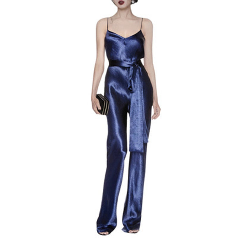 Blauer Jumpsuit mit hoher Taille und Strapsen aus Satin