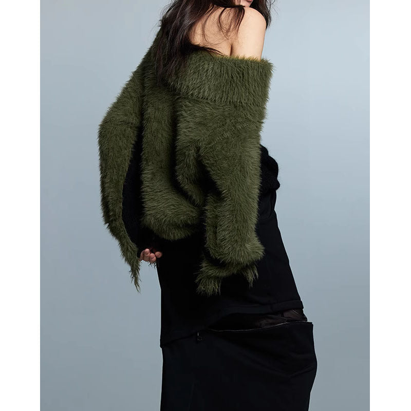 Special-interest Design Black And Green Color Matching Style Damaged Loose Imitation Sea Furry Sweater