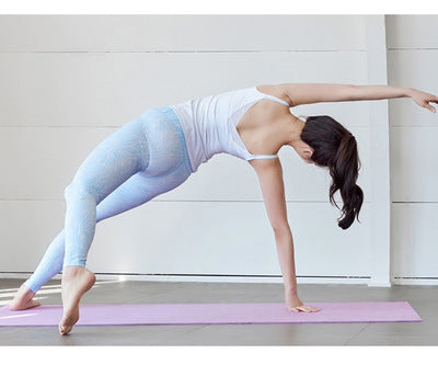 Chaleco de yoga con costuras de malla transpirable. 