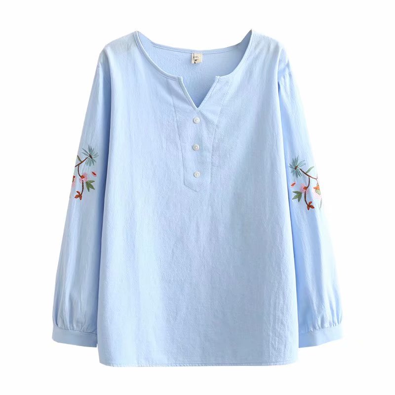 Art V-neck three button sleeve embroidered shirt