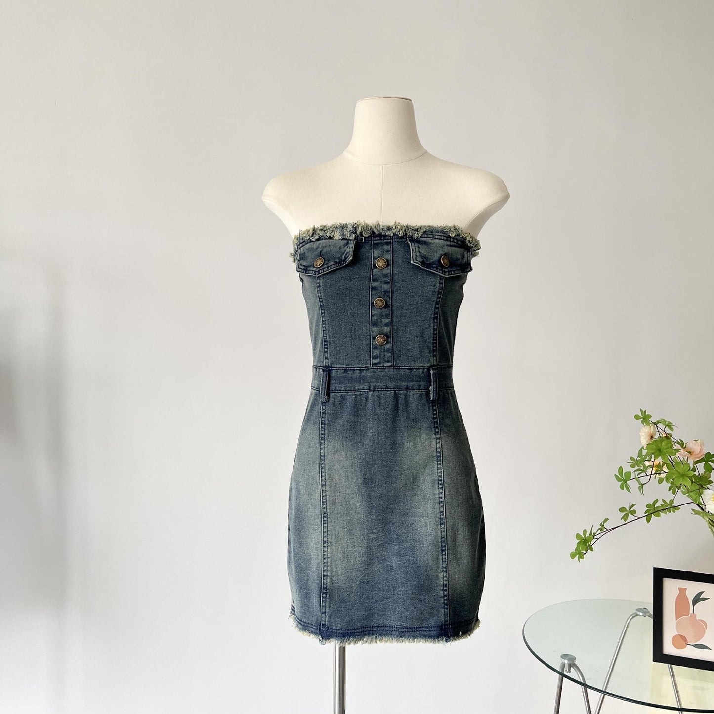 Design Taillenenges Tube Top Raw Edge Jeanskleid