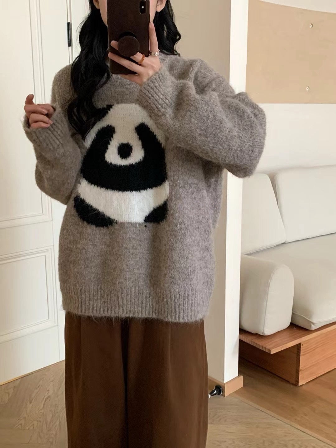 Niedlicher Panda-Faulpullover weiblich