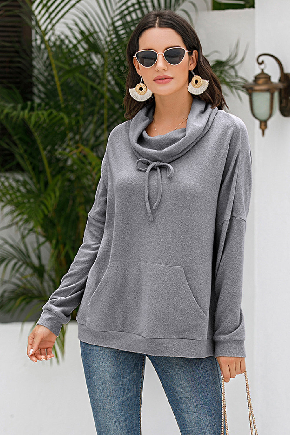 Sweatshirt mit Wasserfallausschnitt und tiefer Schulterpartie