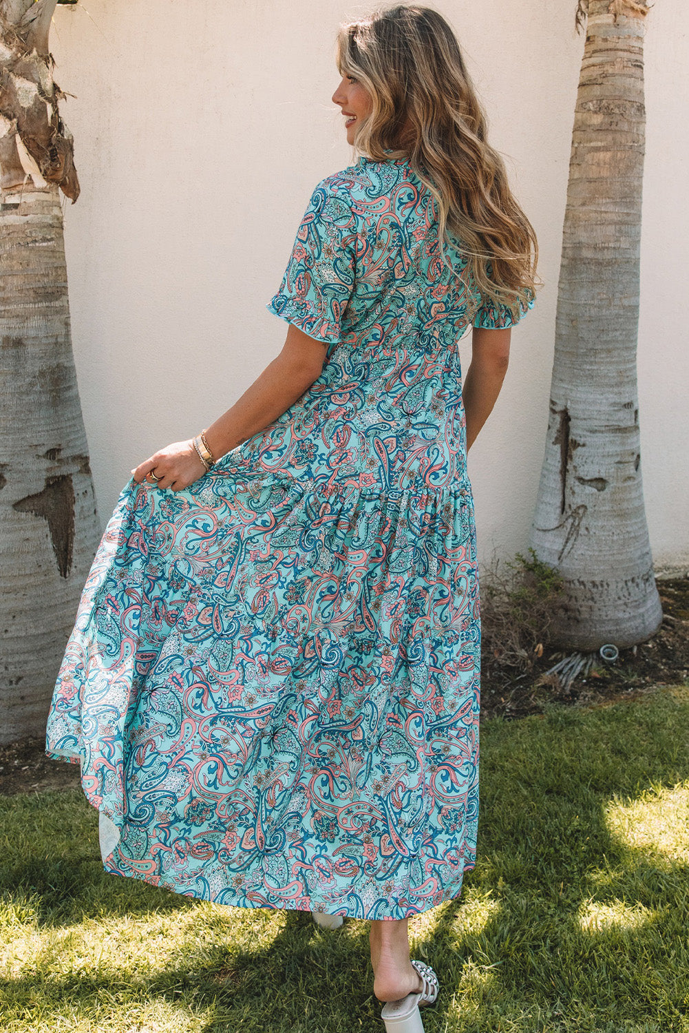 Vestido largo estampado de cachemira boho vacaciones volantes con gradas azul cielo