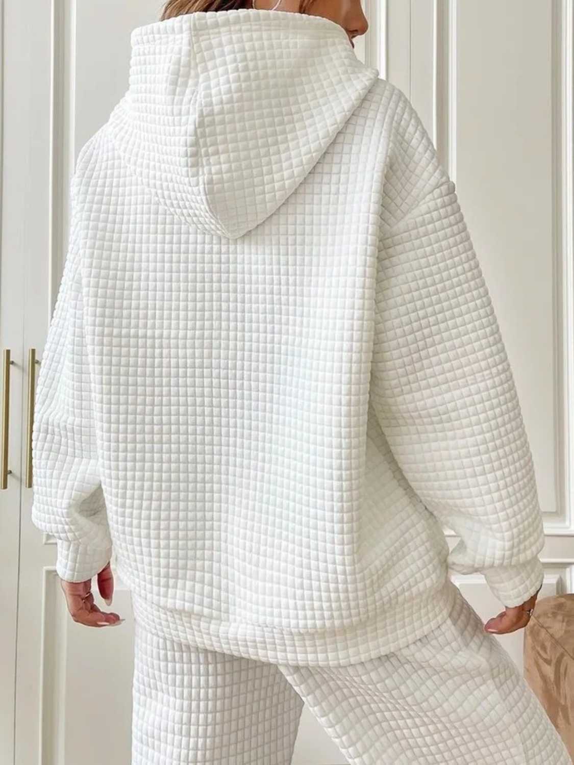 Herbstlicher Kapuzenpullover mit Grafik und Vordertasche