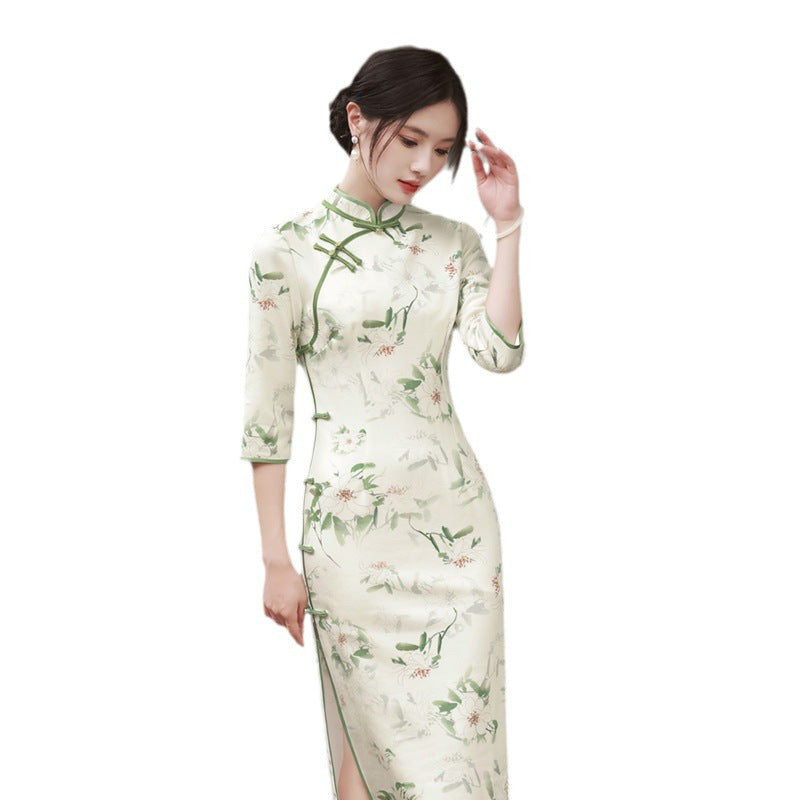 Eleganter Cheongsam aus Suzhou-Retro-Chinese-Republikanischem Stil mit Dreiviertelärmeln aus hochwertigem Wildleder