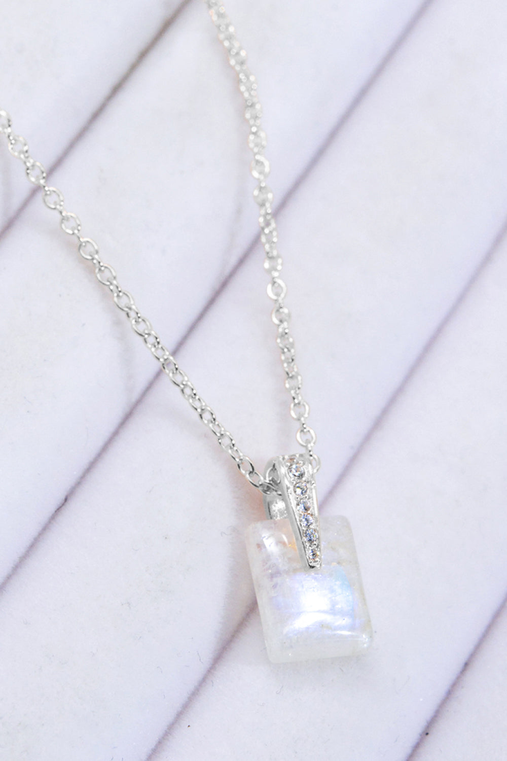 925 Sterling Silver Natural Moonstone Pendant Necklace