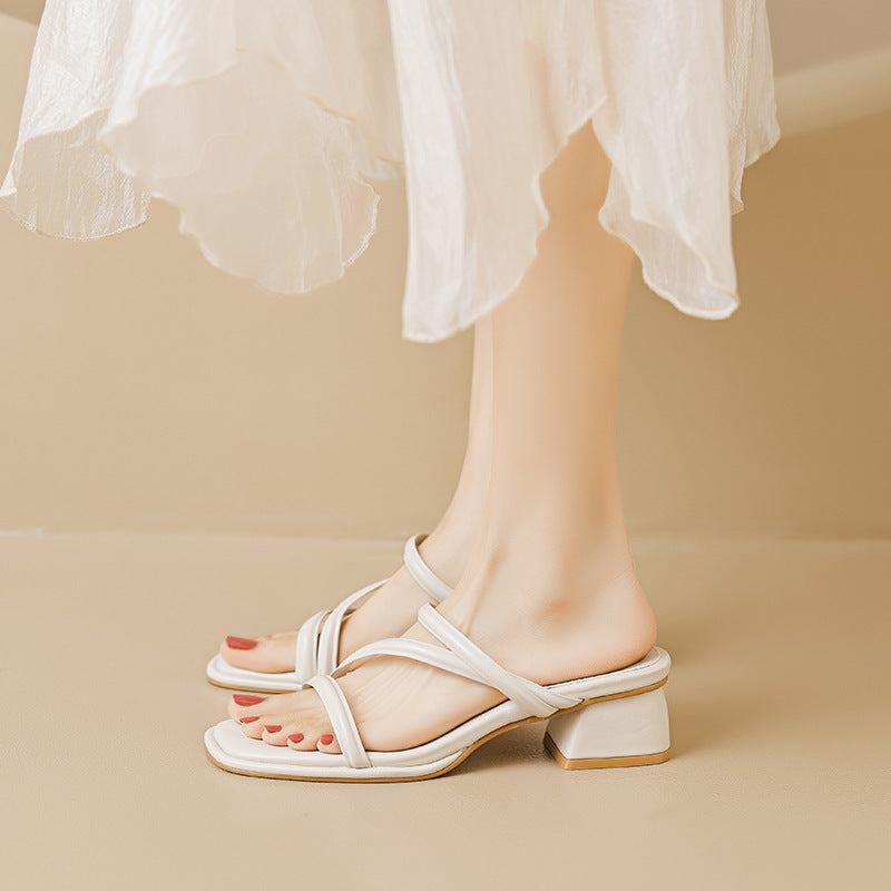 Einfache Sandalen für Damen mit modischem Temperament