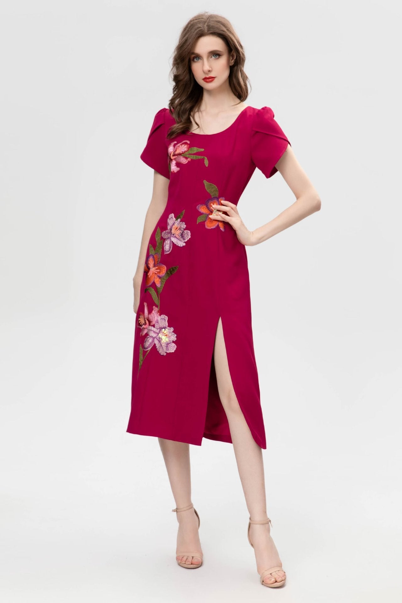 Elegant Short Sleeve Embroidered Slim Fit Mid-length Formal Dress Hip Split Dress