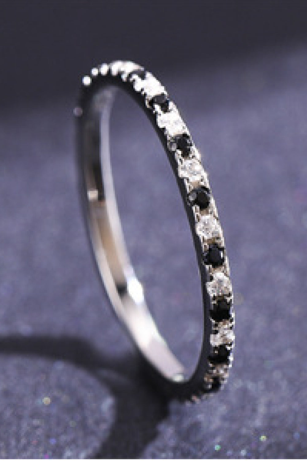 Ring aus 925er-Sterlingsilber mit Zirkonia