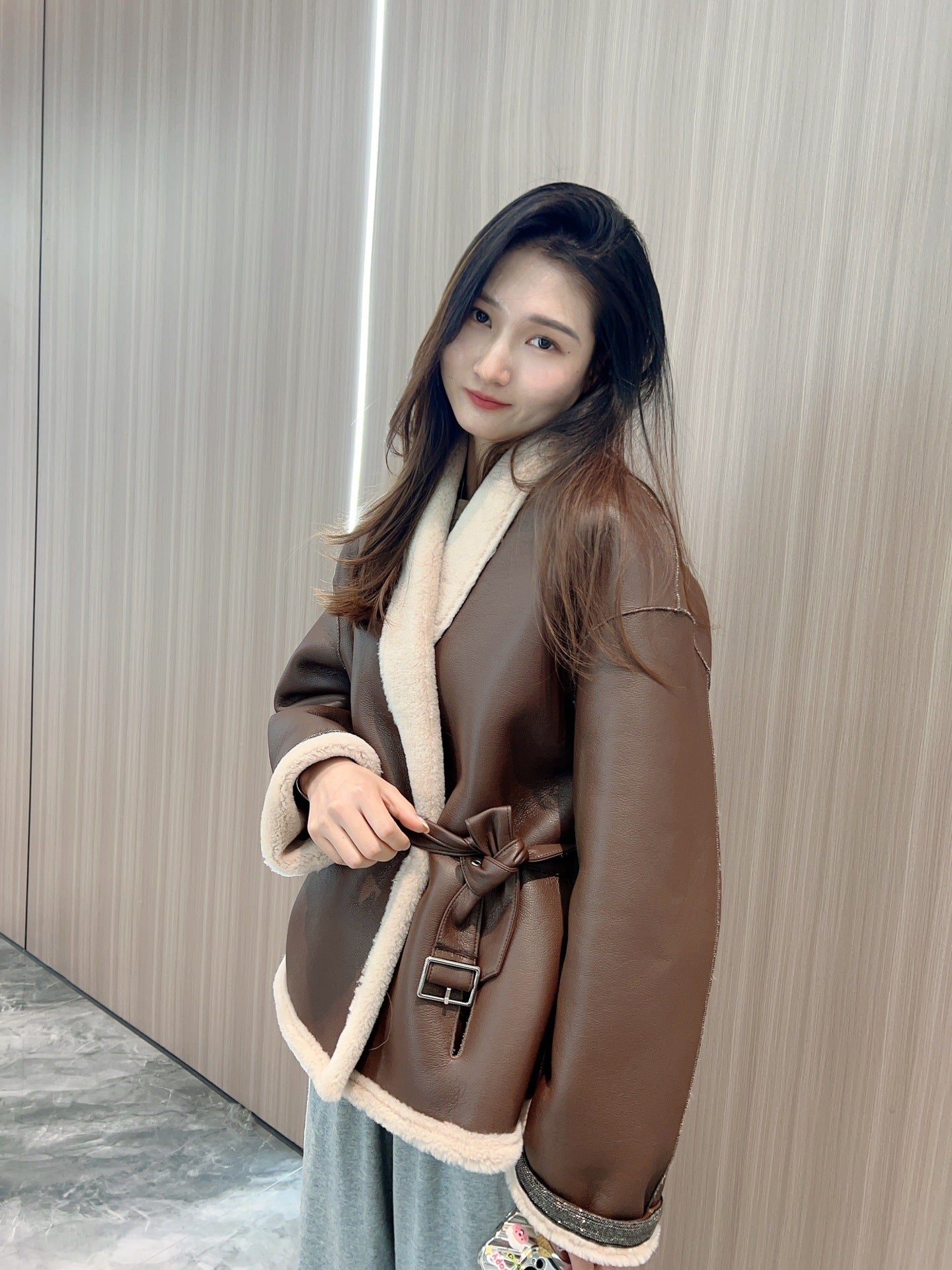 Women's Waist-controlled Lace-up V-neck Synthetic Fur Coat With Two Sides