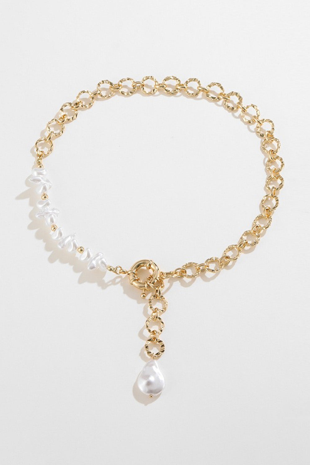 Collar de cobre con perlas de agua dulce