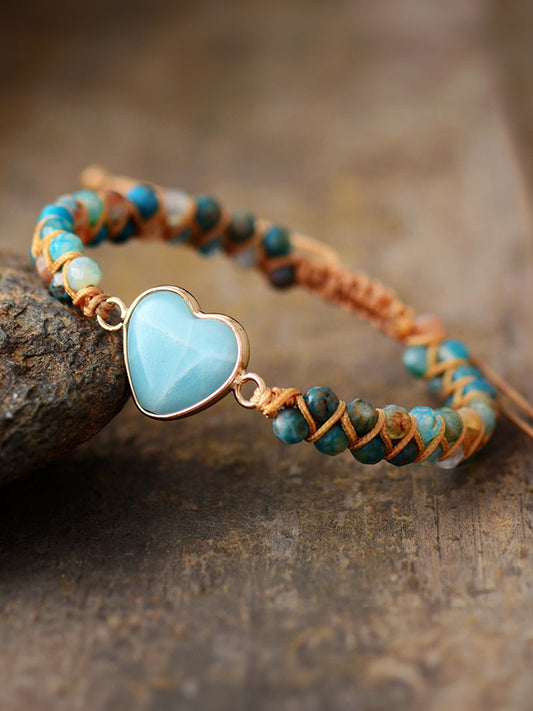 Pulsera con cuentas en forma de corazón