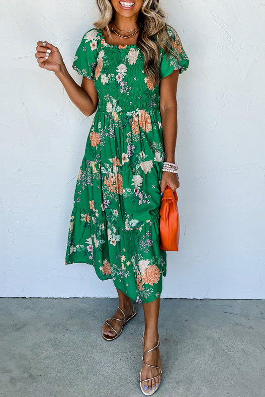 Vestido midi con estampado floral y manga de burbuja fruncido con gradas verde