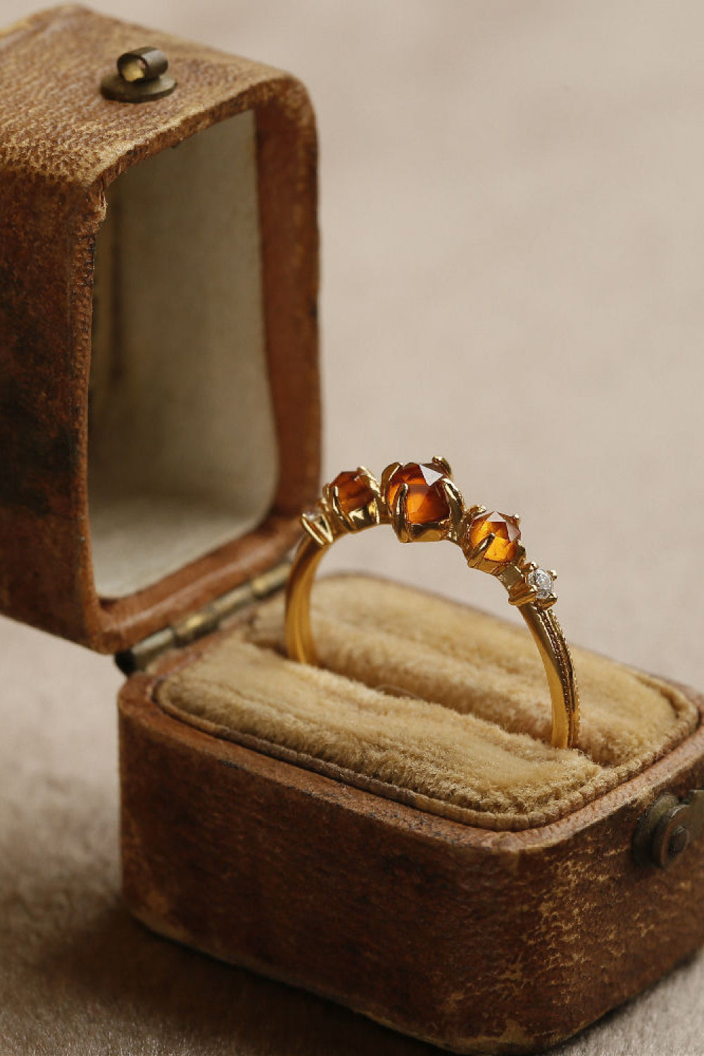 Verstellbarer Ring aus 925er Sterlingsilber mit Zirkon