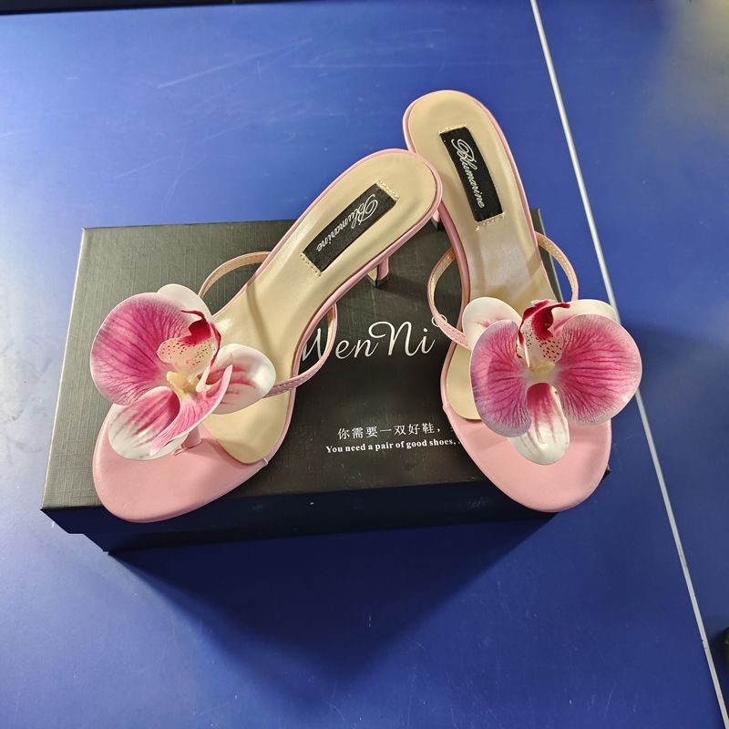 Zapatillas de tacón alto con flores de moda de verano para mujer