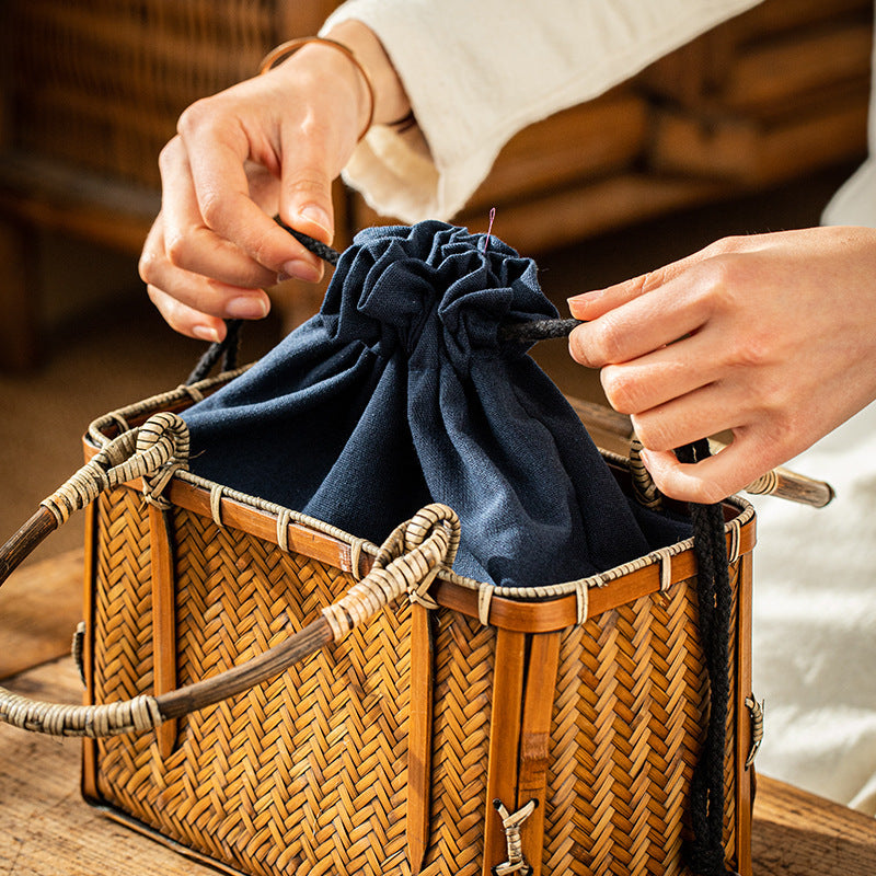 Bolso de mano para mujer hecho a mano con tejido de bambú