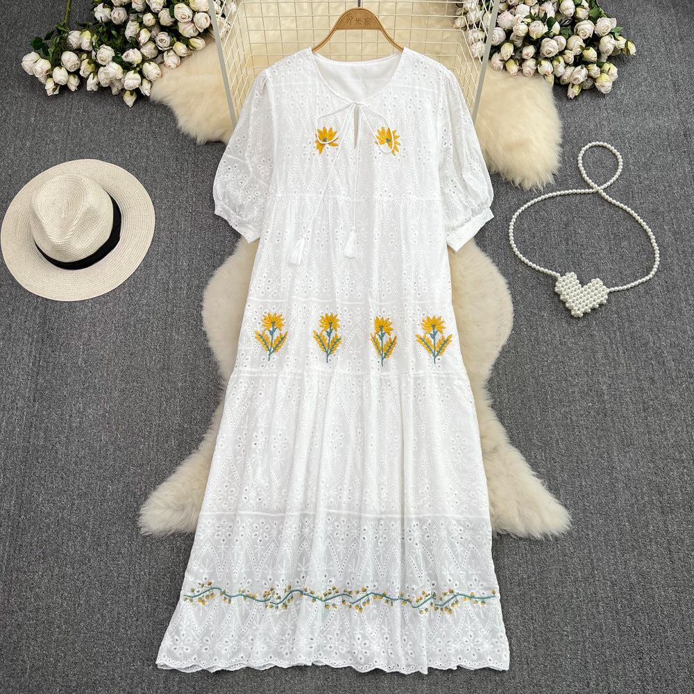 Sweet Puff Short Sleeve Round Neck Hollow Embroidery Dress