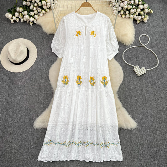 Sweet Puff Short Sleeve Round Neck Hollow Embroidery Dress