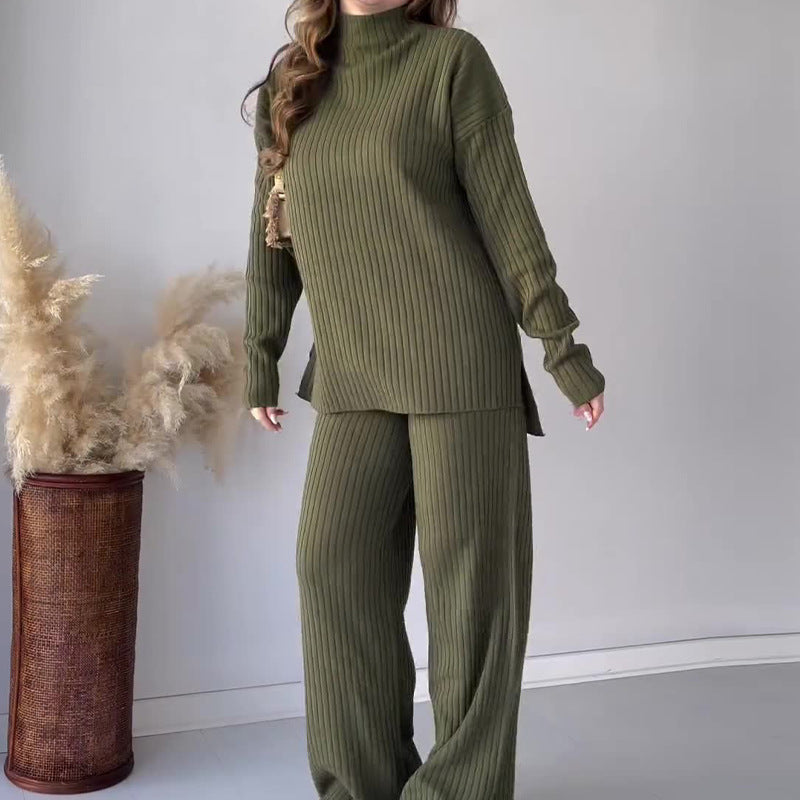 Zweiteiliges Set aus lässiger Strickhose mit weitem Bein und Rundhalsausschnitt