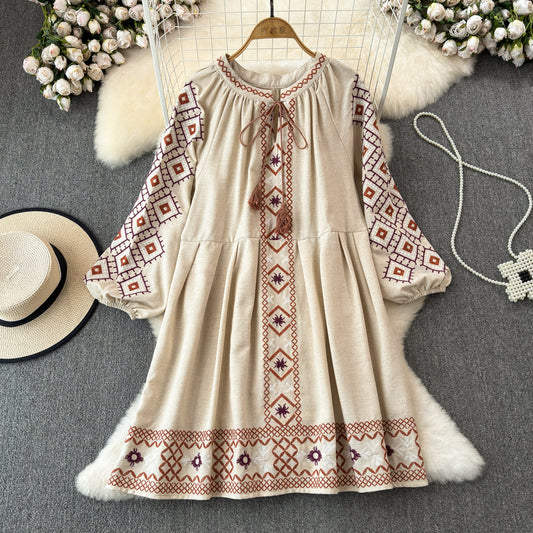 Kleid im Bohemian-Urlaubsstil – Reisekleidung für Damen