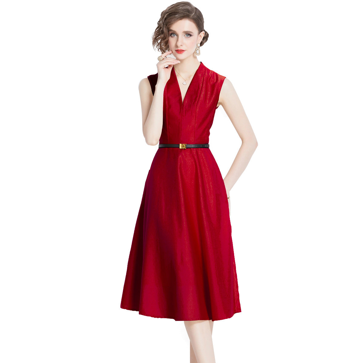 Señora adulta joven como mujer estilo vestido rojo sin mangas