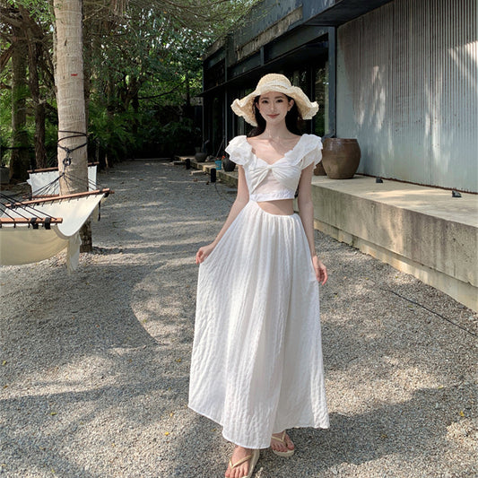 Kleid im französischen Urlaubsstil mit fliegenden Ärmeln