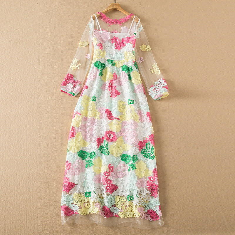 Vestido de manga larga floral con bordado exquisito