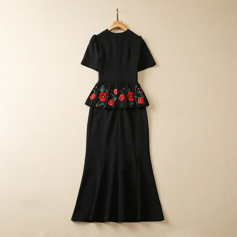 Exquisite Embroidered Flowers Umbrella-shaped Waist Slim Fit Dress