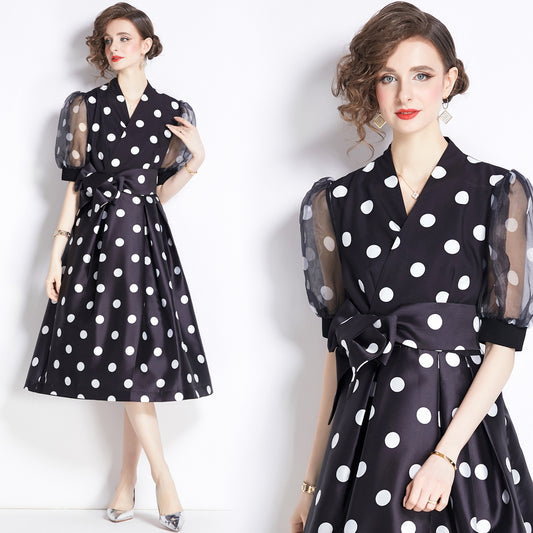 Französisches tailliertes Polka Dots-Kleid 1-Sinn Langer Rock