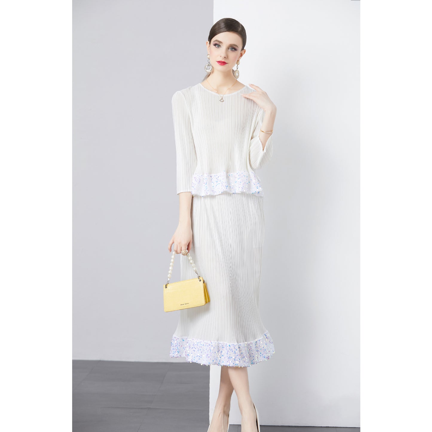 Three-quarter Sleeve Round Neck Solid Color Top Pleated Skirt Sequins