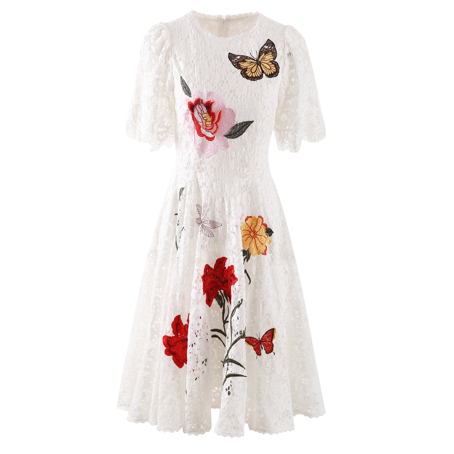 Exquisito vestido de manga corta con mariposas y flores bordadas