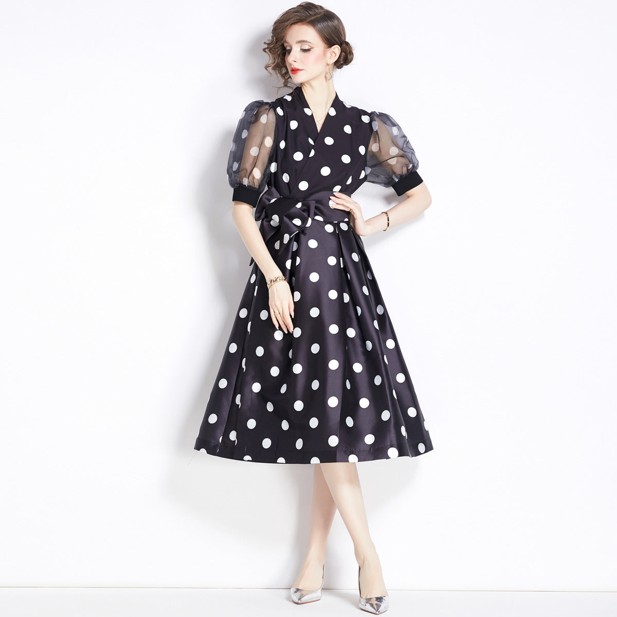 Französisches tailliertes Polka Dots-Kleid 1-Sinn Langer Rock