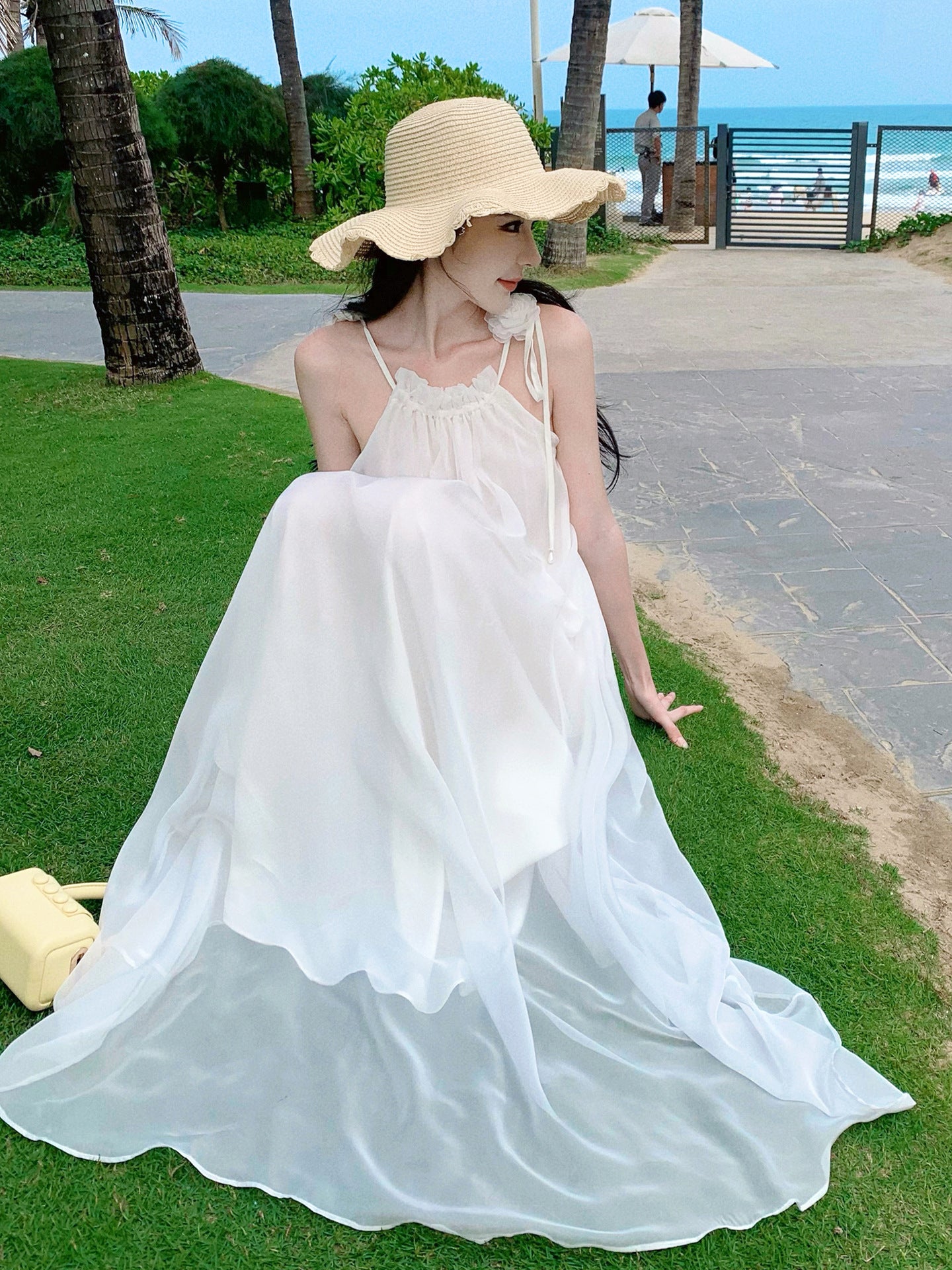 Strandkleid im französischen Tea Break-Stil für den Urlaub am Meer