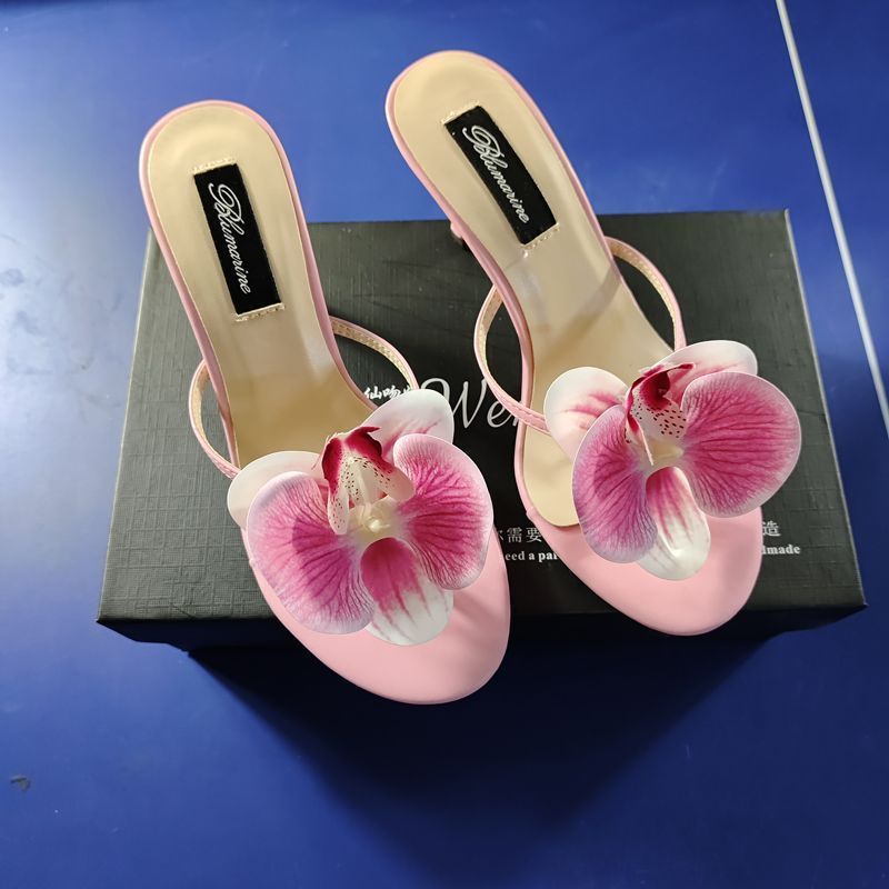 Zapatillas de tacón alto con flores de moda de verano para mujer