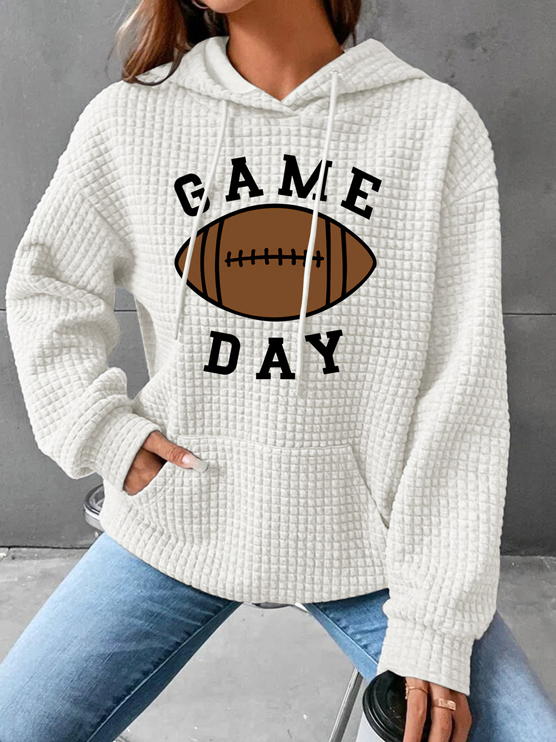 Kapuzenpullover mit GAME DAY-Grafik und Kordelzug in voller Größe