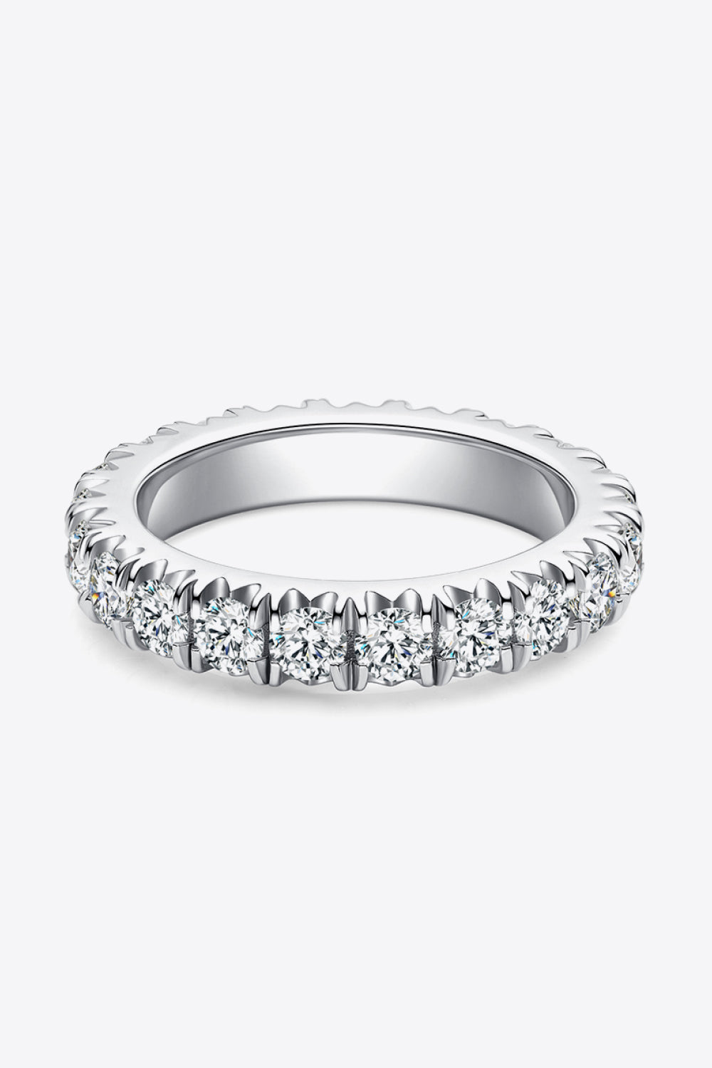 Bezaubernder Eternity-Ring aus 925er-Sterlingsilber mit 2,3 Karat Moissanit