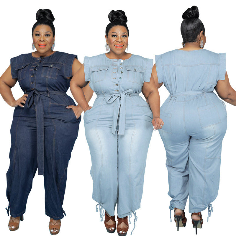 Lässiger Jumpsuit aus gewaschenem Denim im neuen Sommerstil