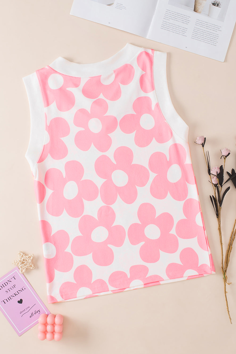 Tanktop mit V-Ausschnitt und Blumenmuster