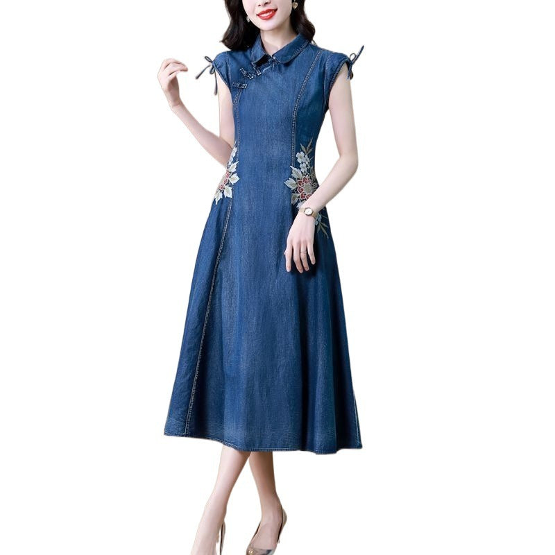 2024 sommer Neue Cheongsam Modifizierte Version Denim Kleid Weibliche Maschine Stickerei