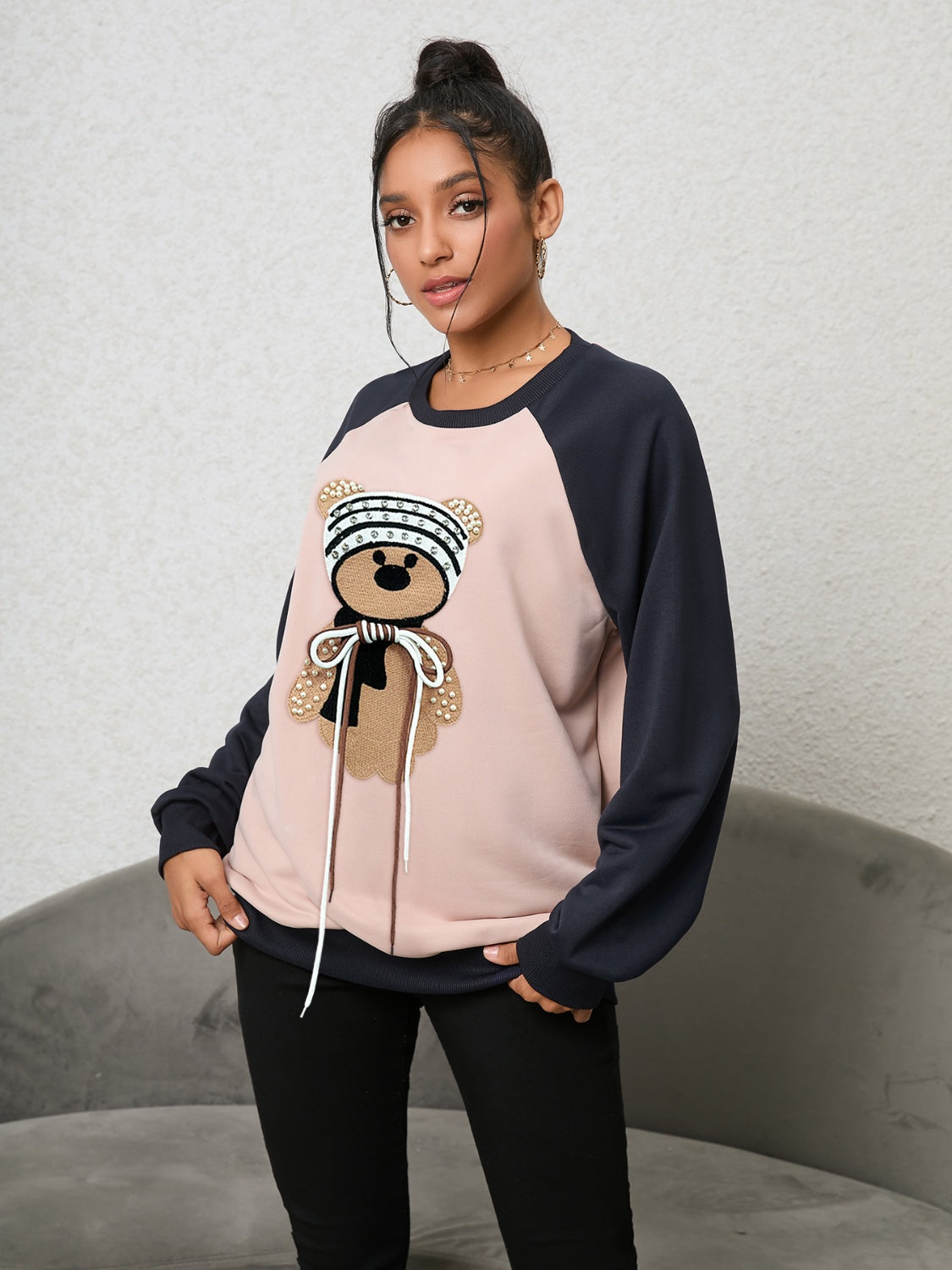 Sweatshirt mit Raglanärmeln und Bärengrafik