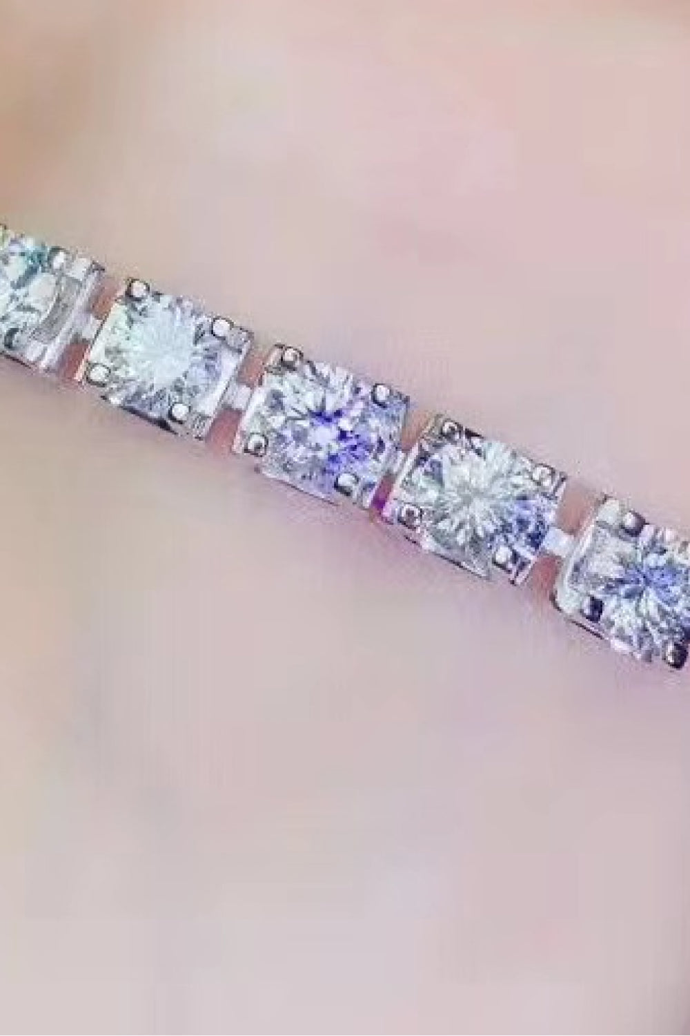 Pulsera con cierre de langosta de moissanita de 5 quilates