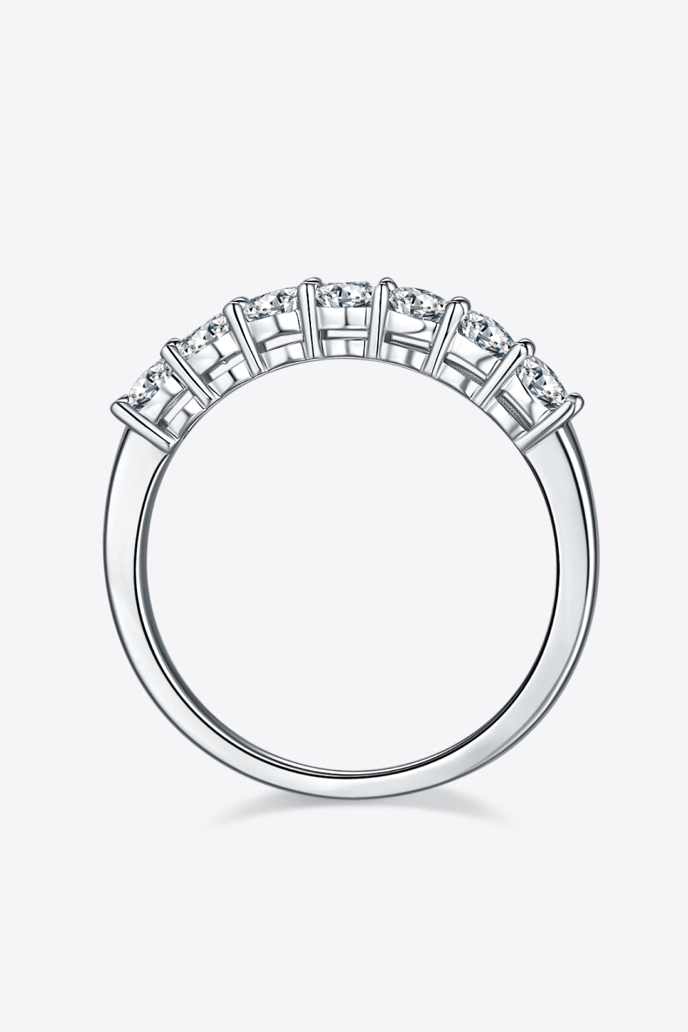 Platinierter Halb-Eternity-Ring mit Moissanit