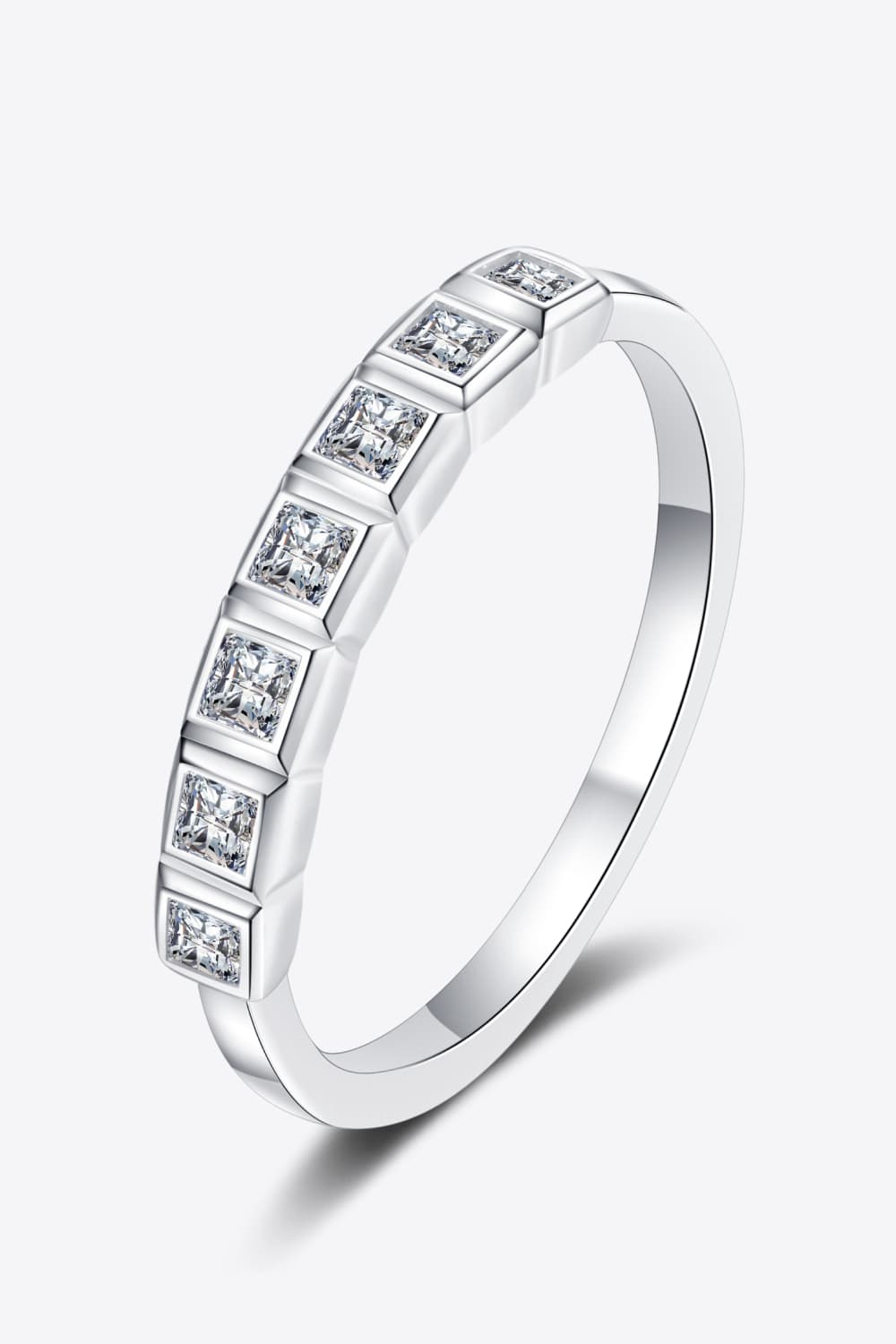 Rhodinierter Halb-Eternity-Ring mit Moissanit