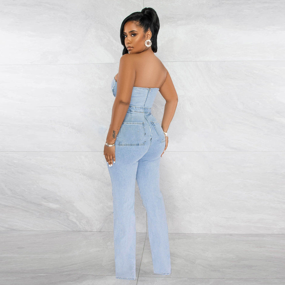 Damen-Jumpsuit aus Denim mit V-Ausschnitt und Loch-Reißverschlusstasche