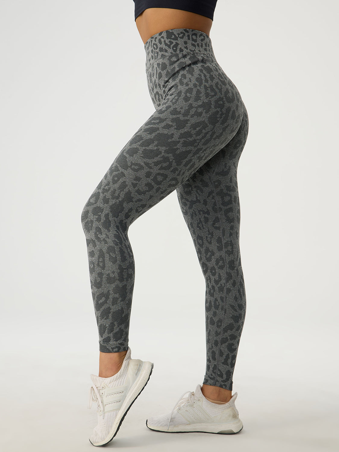 Pantalones activos de cintura alta con estampado de leopardo