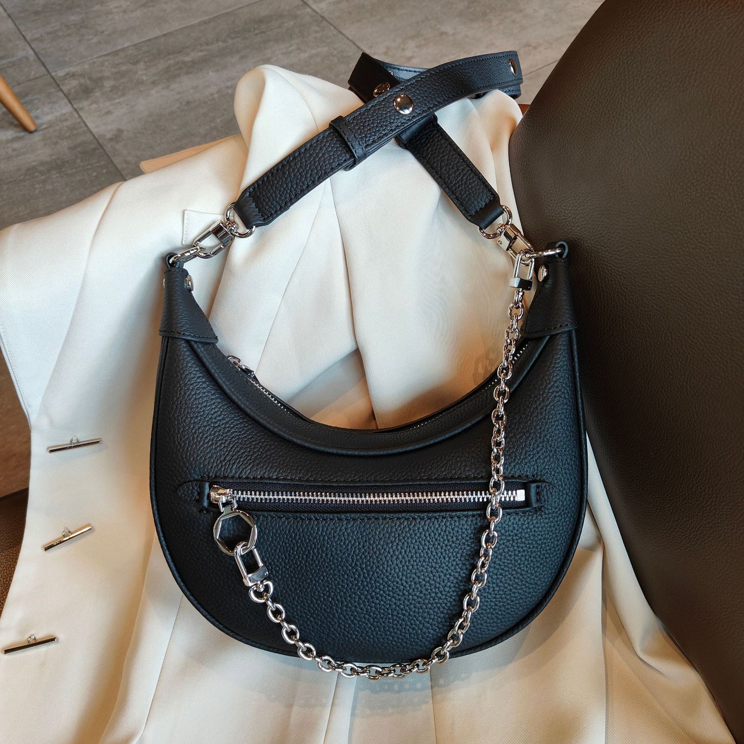 Bolso de hombro con cadena de piel de vaca para mujer de moda