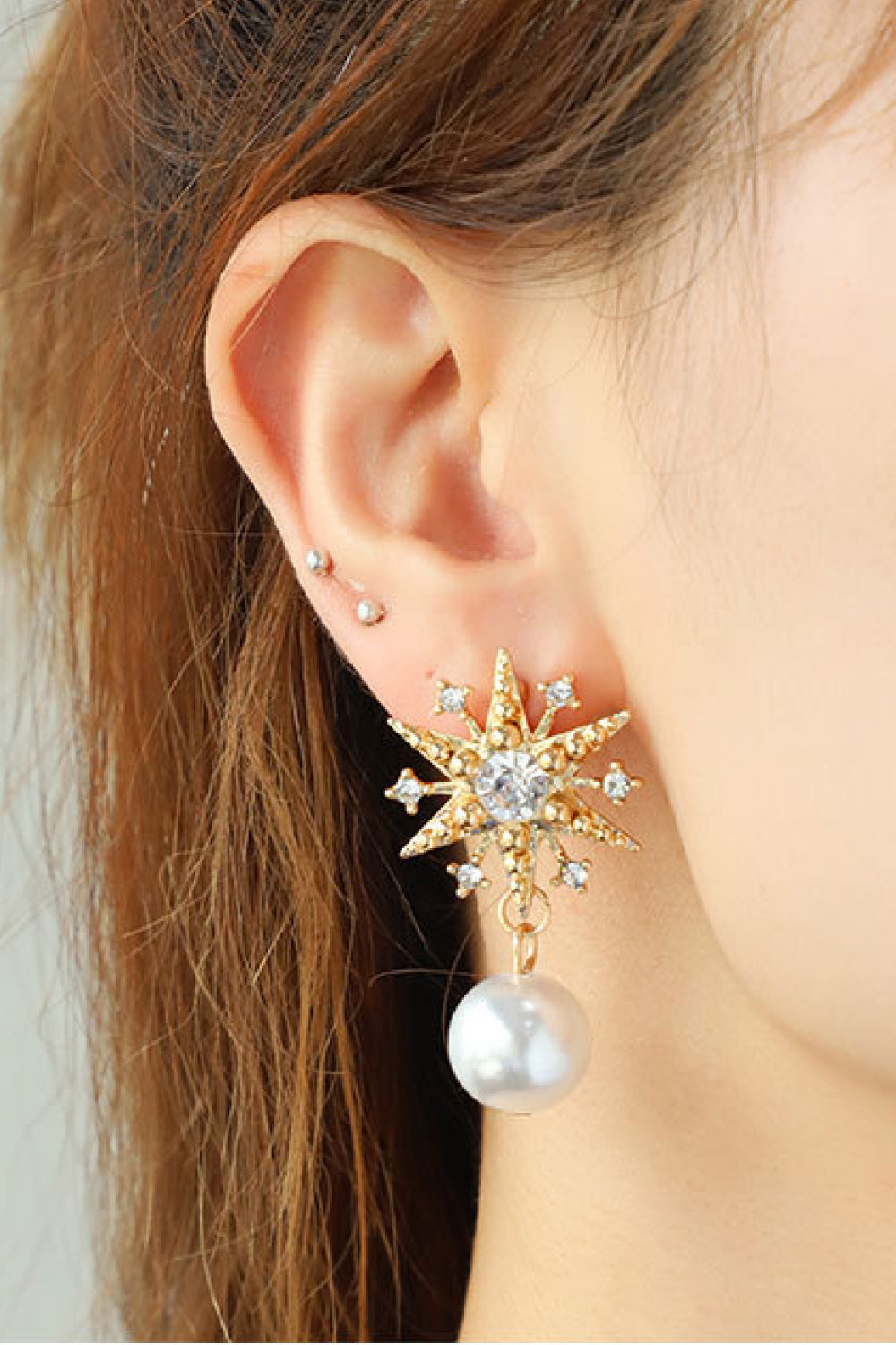 Ohrringe aus synthetischer Perlenlegierung in Sternform