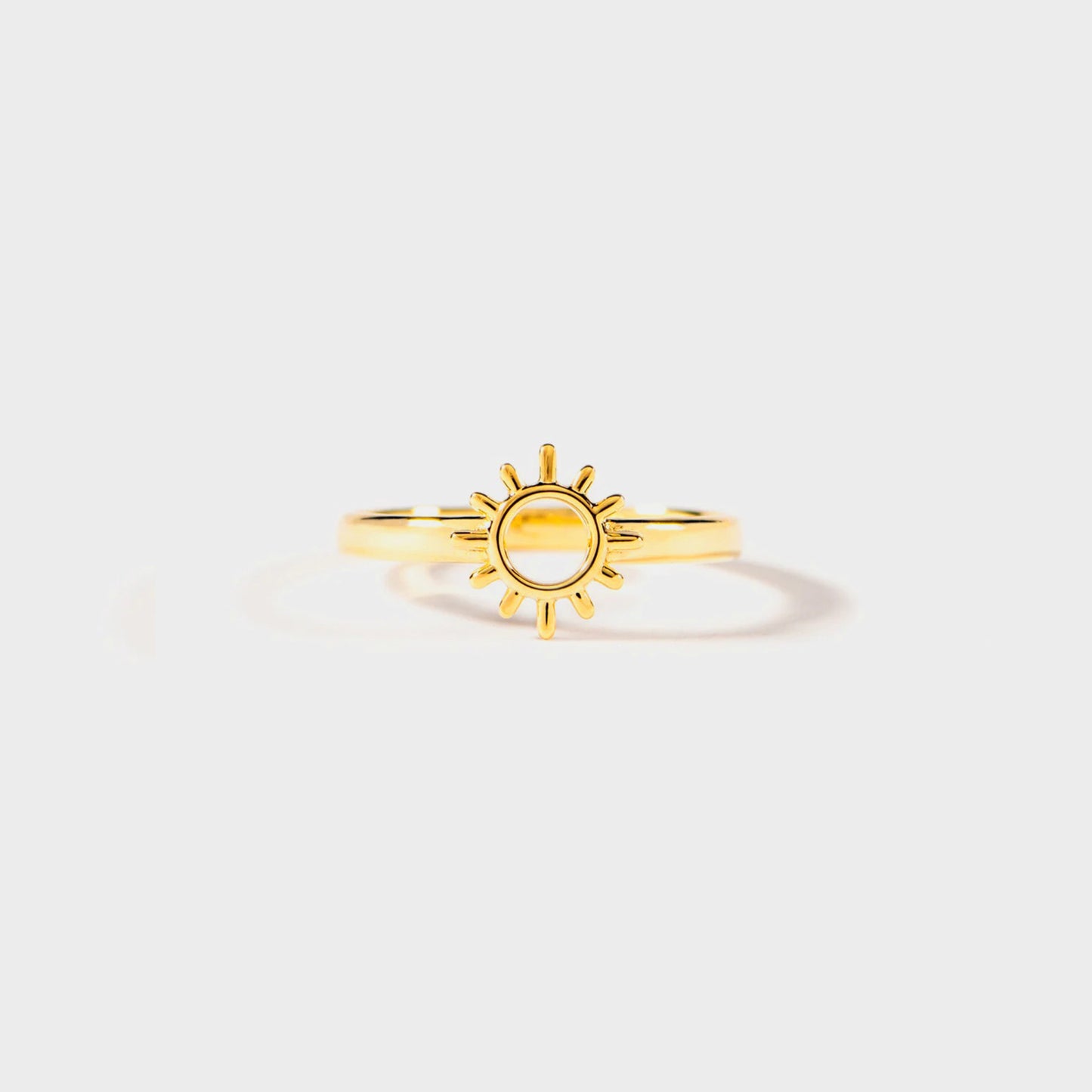 18 Karat vergoldeter Ring in Sonnenform